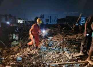 Building Collapse in Lagos: Multiple Trapped in Two-Storey Incident building-collapse-in-lagos-multiple-trapped-in-two-storey-ncident
