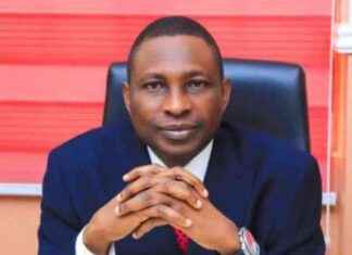 FG to Sell CBN Governor Emefiele’s 753-Unit Housing Estate fg-to-sell-cbn-governor-emefieles-753-unit-housing-estate